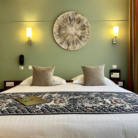 Hotel Brun Saint-Lattier Ngoại thất bức ảnh