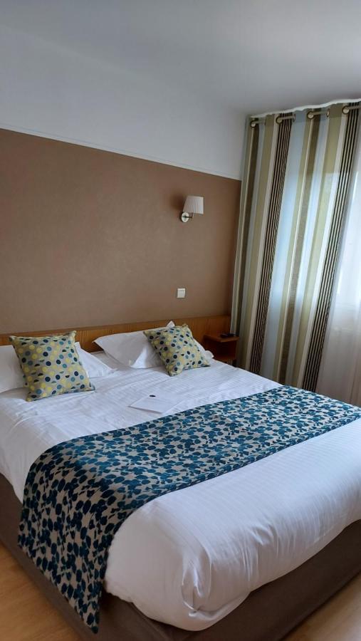 Hotel Brun Saint-Lattier Ngoại thất bức ảnh