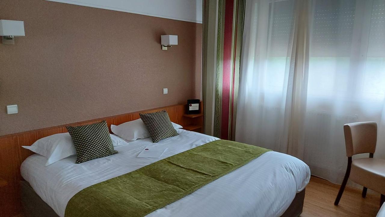Hotel Brun Saint-Lattier Ngoại thất bức ảnh