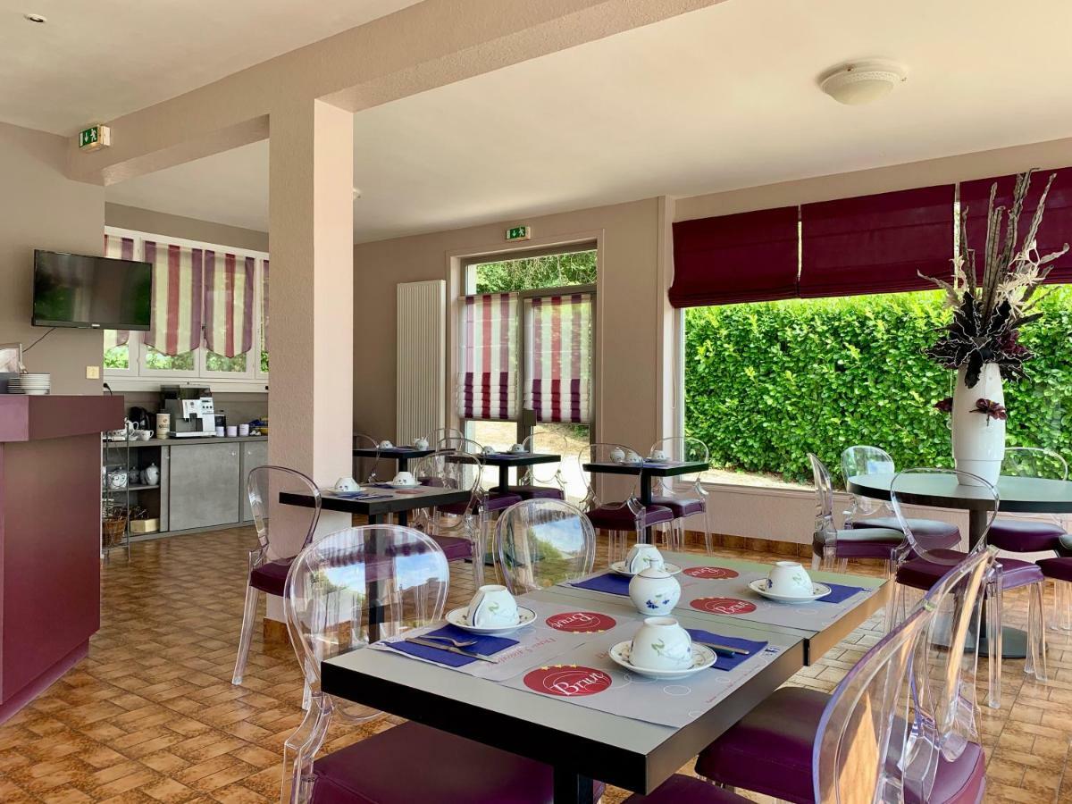 Hotel Brun Saint-Lattier Ngoại thất bức ảnh