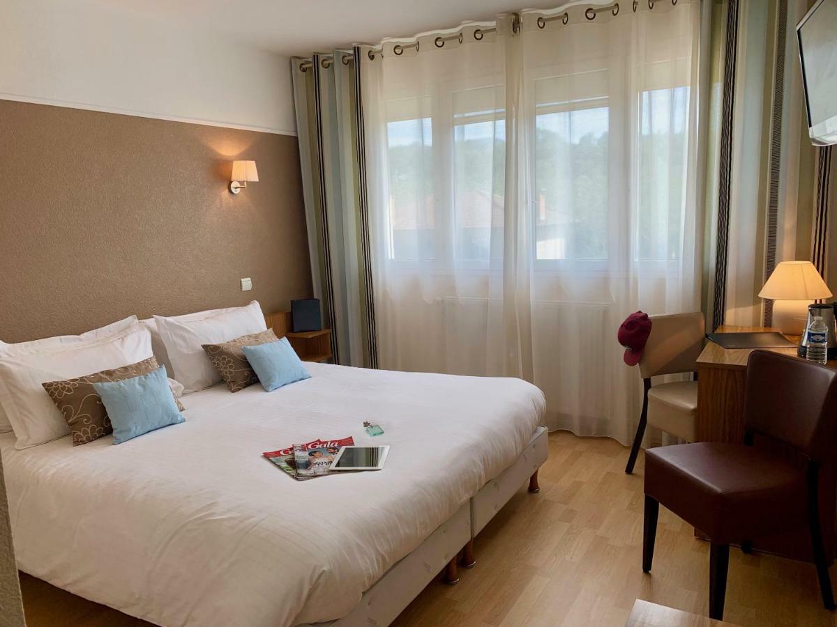 Hotel Brun Saint-Lattier Ngoại thất bức ảnh