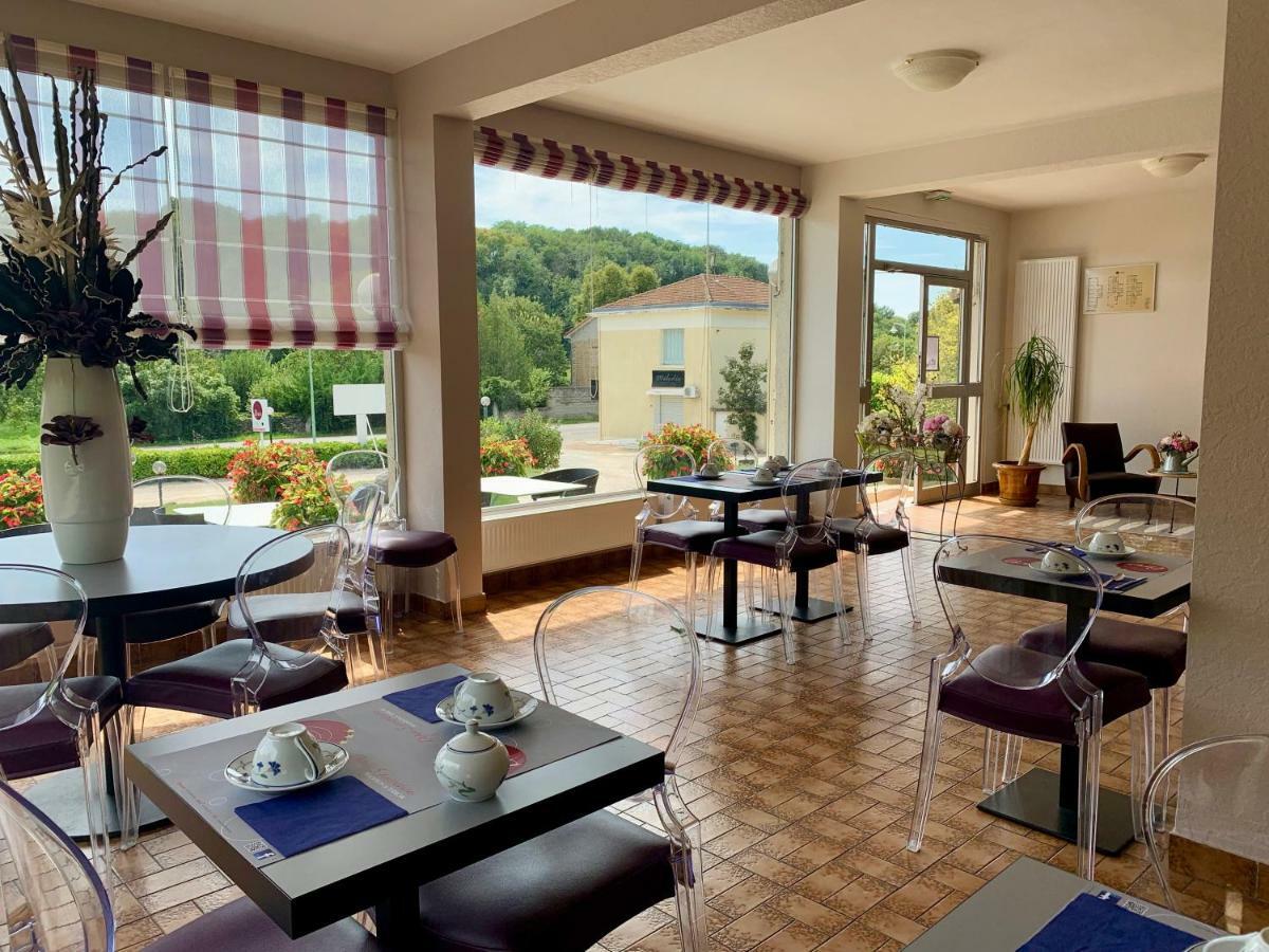Hotel Brun Saint-Lattier Ngoại thất bức ảnh